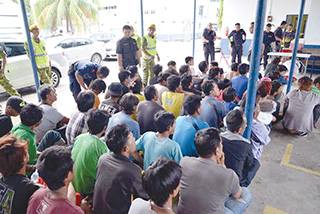 42 Filipino illegals held in op